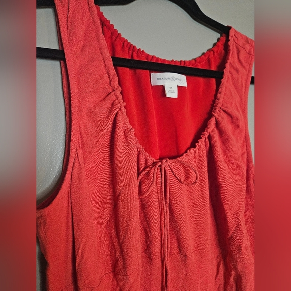 Treasure & Bond Ruched Bias Cut Maxi Dress in Red Cranberry - Picture 6 of 6